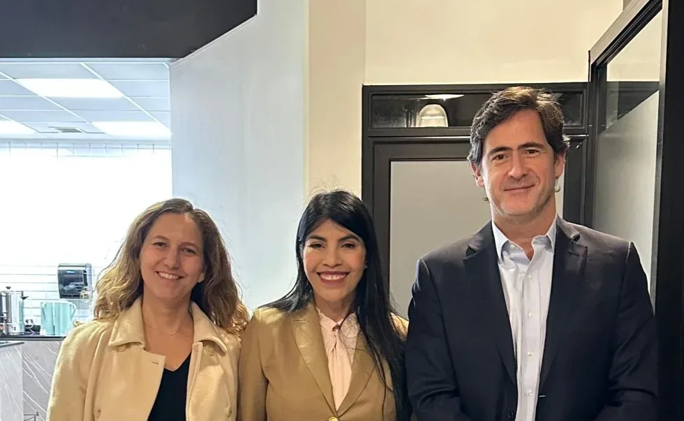 “Economía Digital: Una oportunidad para Chile” reunió a autoridades, academia y sector privado para abordar desafíos de productividad y exportación de servicios
