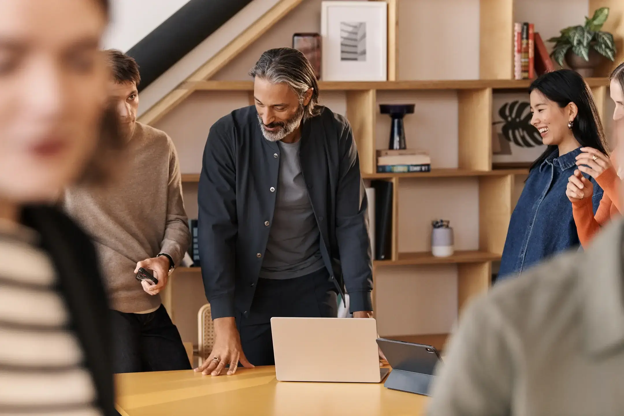 Uno de cada cuatro trabajadores en Chile emprende, pero persisten brechas de gestión y digitalización