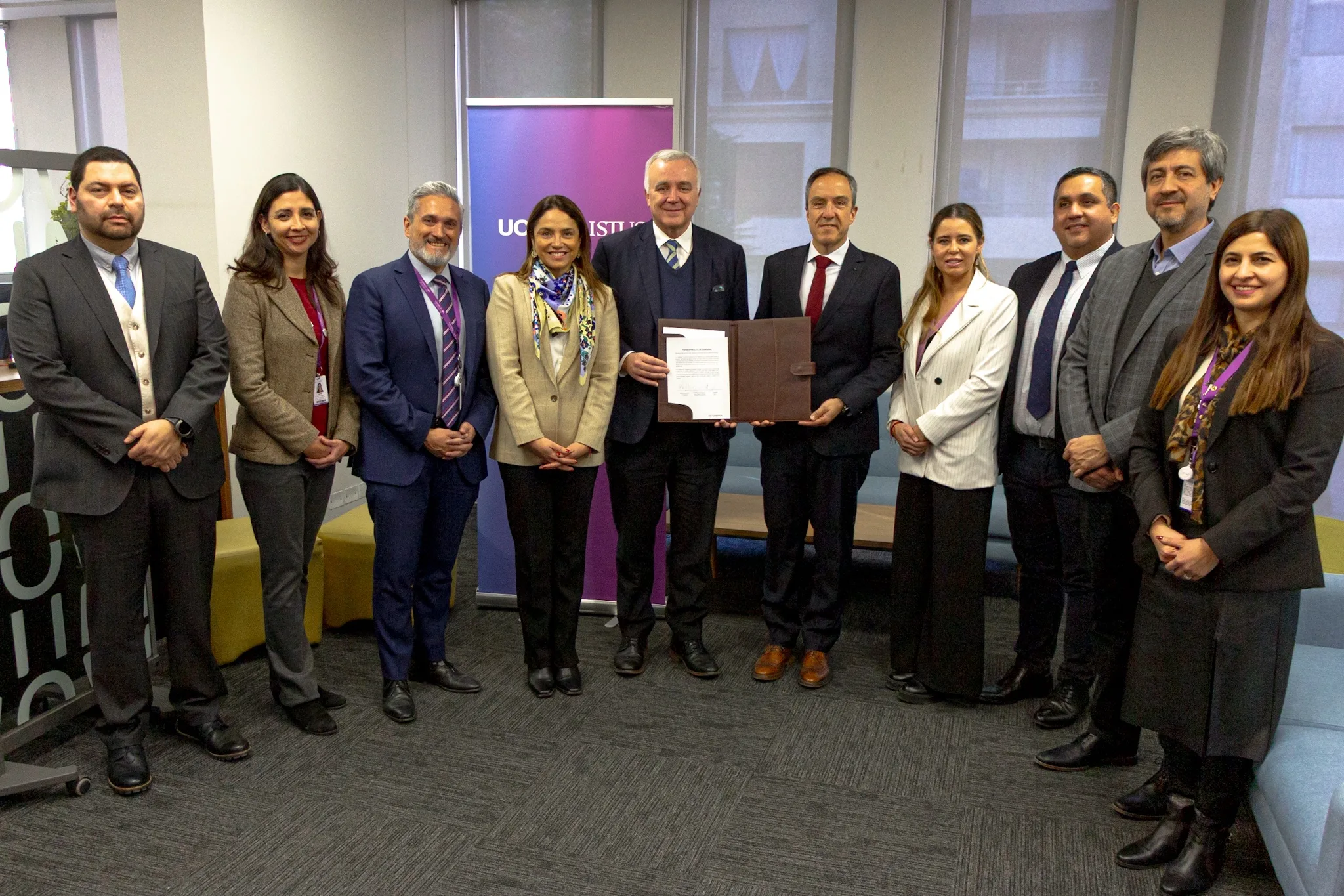Renovación de alianza con UC CHRISTUS permitirá que más estudiantes de Duoc UC realicen pasantías en una de las principales redes de salud del país