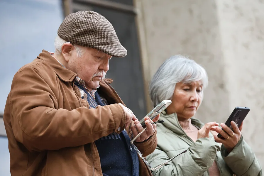84% de las personas mayores conoce la IA
