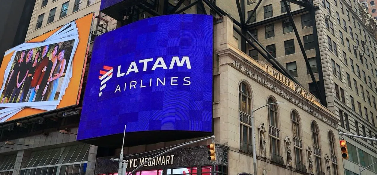 LATAM instala una campaña por 12 meses en Times Square para reforzar su marca en Estados Unidos