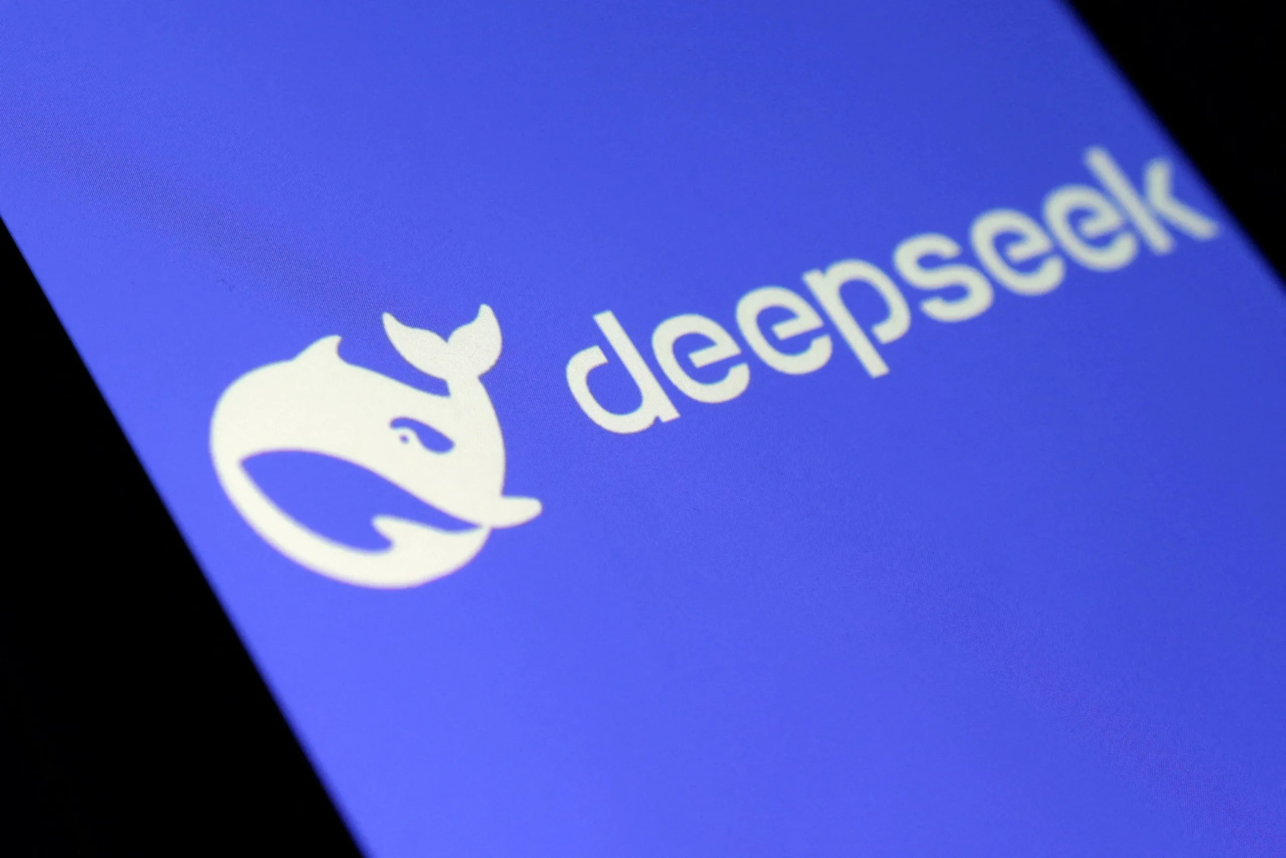 Inteligencia artificial china: Kimi K3 y DeepSeek acortan la brecha con Estados Unidos
